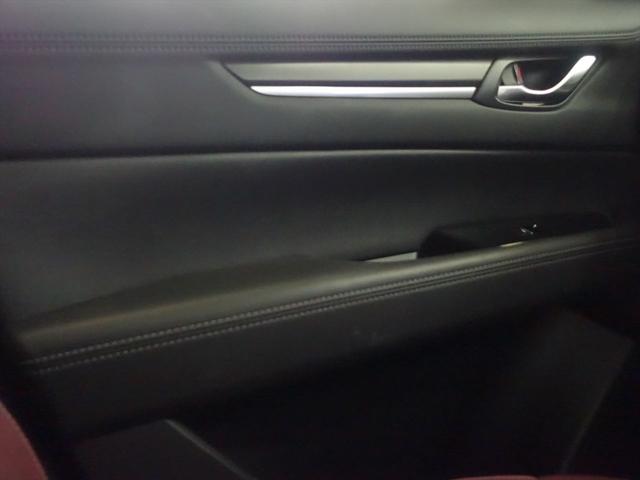 CX-8 XD スポーツアピアランス シートヒーター シートエアコン パワーシート 3列シート トランクスルー コネクテッド機能 ナビ 音楽プレーヤー接続 Bluetooth接続 TV ETC サンルーフ・ガラスルーフ LEDヘッドライト(14枚目)