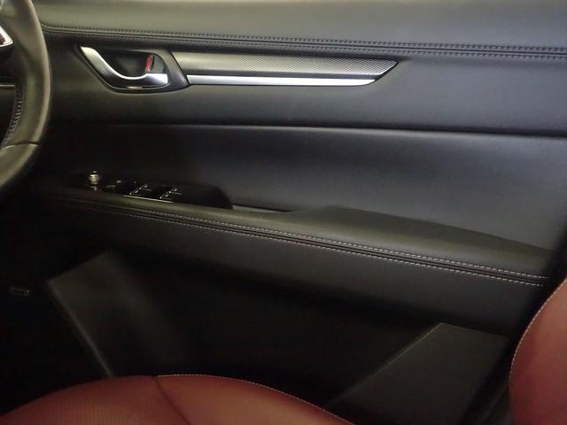 CX-8 XD スポーツアピアランス シートヒーター シートエアコン パワーシート 3列シート トランクスルー コネクテッド機能 ナビ 音楽プレーヤー接続 Bluetooth接続 TV ETC サンルーフ・ガラスルーフ LEDヘッドライト(15枚目)