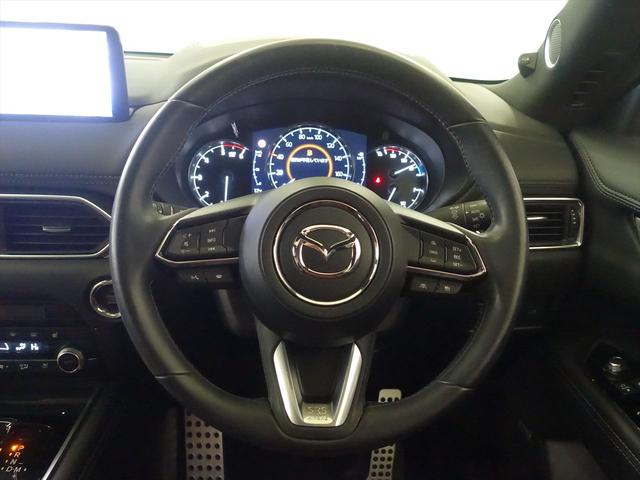 CX-8 XD スポーツアピアランス シートヒーター シートエアコン パワーシート 3列シート トランクスルー コネクテッド機能 ナビ 音楽プレーヤー接続 Bluetooth接続 TV ETC サンルーフ・ガラスルーフ LEDヘッドライト(17枚目)