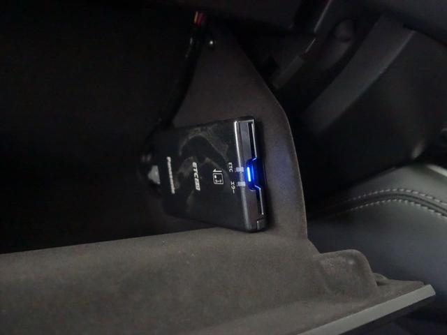 CX-8 XD スポーツアピアランス シートヒーター シートエアコン パワーシート 3列シート トランクスルー コネクテッド機能 ナビ 音楽プレーヤー接続 Bluetooth接続 TV ETC サンルーフ・ガラスルーフ LEDヘッドライト(21枚目)