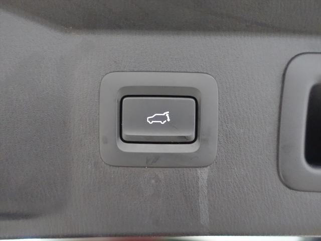 CX-8 XD スポーツアピアランス シートヒーター シートエアコン パワーシート 3列シート トランクスルー コネクテッド機能 ナビ 音楽プレーヤー接続 Bluetooth接続 TV ETC サンルーフ・ガラスルーフ LEDヘッドライト(27枚目)