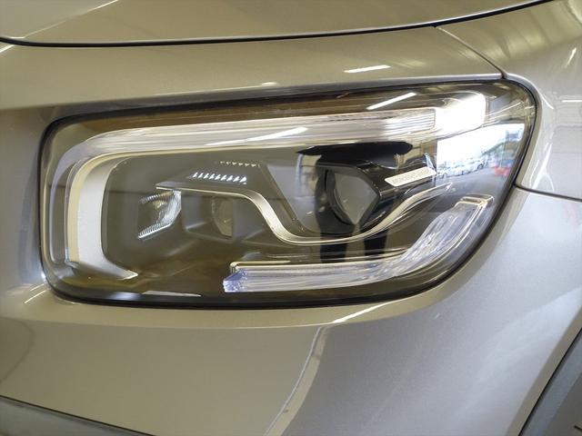 GLB GLB200 d AМGライン ナビゲーションパッケージ シートヒーター パワーシート 3列シート トランクスルー コネクテッド機能 ナビ 音楽プレーヤー接続 Bluetooth接続 TV ETC LEDヘッドライト 電動リアゲート(8枚目)