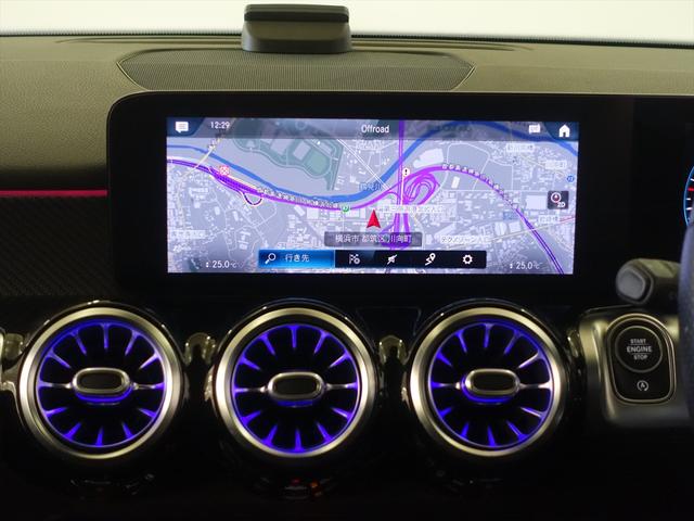 GLB GLB200 d AМGライン ナビゲーションパッケージ シートヒーター パワーシート 3列シート トランクスルー コネクテッド機能 ナビ 音楽プレーヤー接続 Bluetooth接続 TV ETC LEDヘッドライト 電動リアゲート(10枚目)