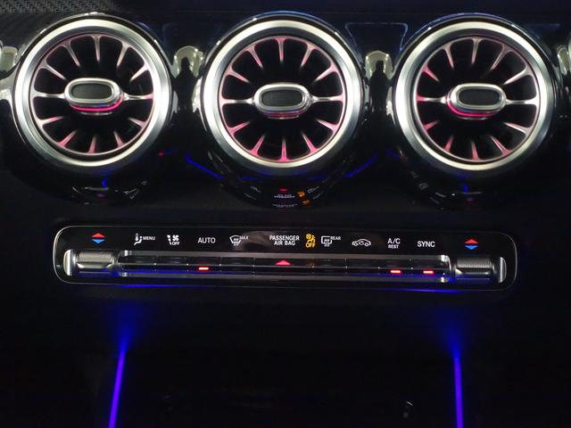 GLB GLB200 d AМGライン ナビゲーションパッケージ シートヒーター パワーシート 3列シート トランクスルー コネクテッド機能 ナビ 音楽プレーヤー接続 Bluetooth接続 TV ETC LEDヘッドライト 電動リアゲート(13枚目)