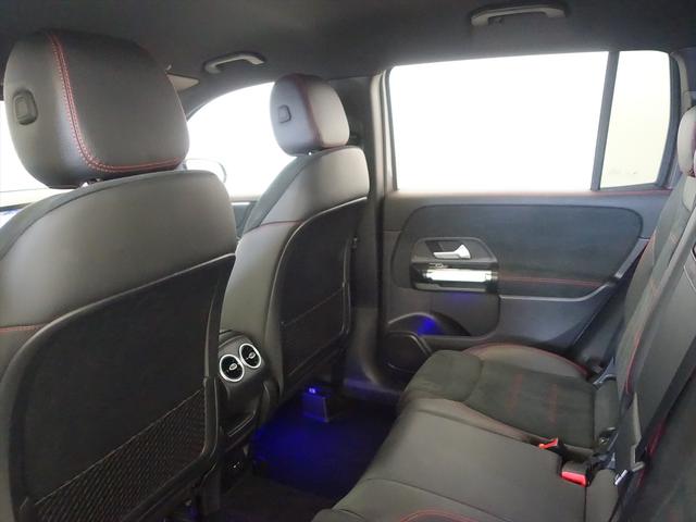 GLB GLB200 d AМGライン ナビゲーションパッケージ シートヒーター パワーシート 3列シート トランクスルー コネクテッド機能 ナビ 音楽プレーヤー接続 Bluetooth接続 TV ETC LEDヘッドライト 電動リアゲート(23枚目)