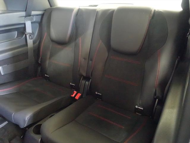 GLB GLB200 d AМGライン ナビゲーションパッケージ シートヒーター パワーシート 3列シート トランクスルー コネクテッド機能 ナビ 音楽プレーヤー接続 Bluetooth接続 TV ETC LEDヘッドライト 電動リアゲート(24枚目)