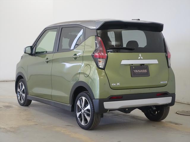 eKクロス T シートヒーター ベンチシート トランクスルー フロアマット ナビ CD ミュージックサーバー 音楽プレーヤー接続 Bluetooth接続 TV DVD再生 ETC LEDヘッドライト 全周囲カメラ(4枚目)