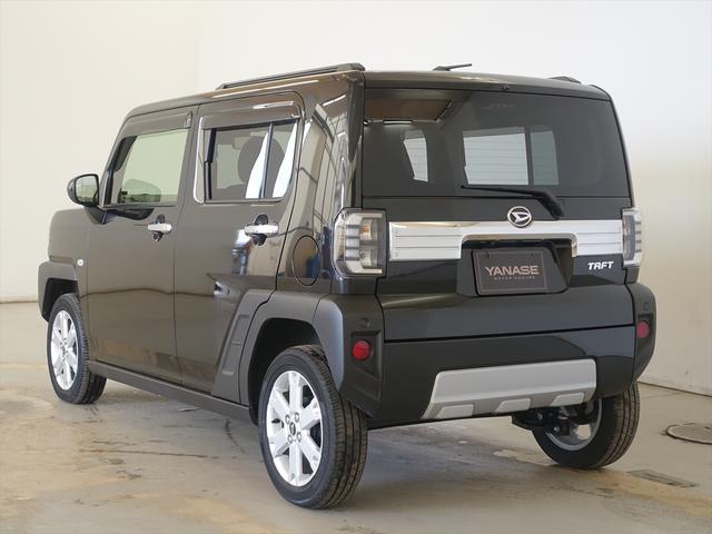 タフト Gターボ クロムベンチャー シートヒーター トランクスルー フロアマット 音楽プレーヤー接続 Bluetooth接続 TV ETC サンルーフ・ガラスルーフ LEDヘッドライト バックモニター 盗難防止 衝突被害軽減ブレーキ(4枚目)