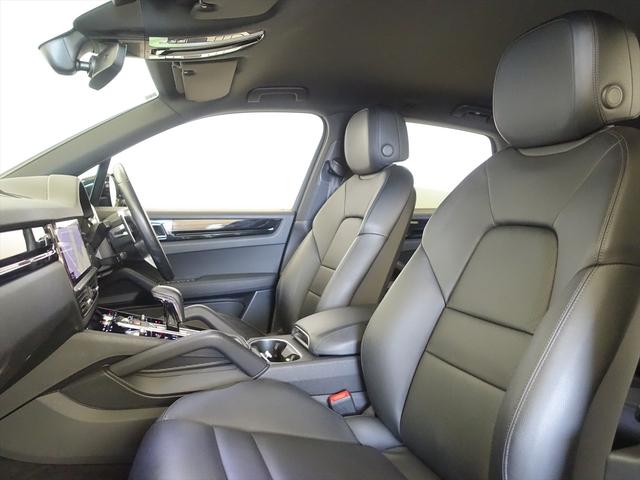 カイエン ベースグレード シートヒーター パワーシート トランクスルー フロアマット ナビ 音楽プレーヤー接続 Bluetooth接続 ETC LEDヘッドライト 電動リアゲート 全周囲カメラ フロントカメラ サイドカメラ(18枚目)