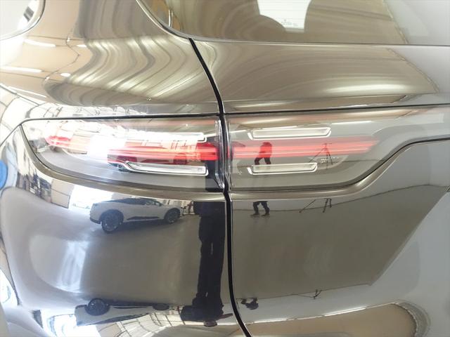 カイエン ベースグレード シートヒーター パワーシート トランクスルー フロアマット ナビ 音楽プレーヤー接続 Bluetooth接続 ETC LEDヘッドライト 電動リアゲート 全周囲カメラ フロントカメラ サイドカメラ(29枚目)