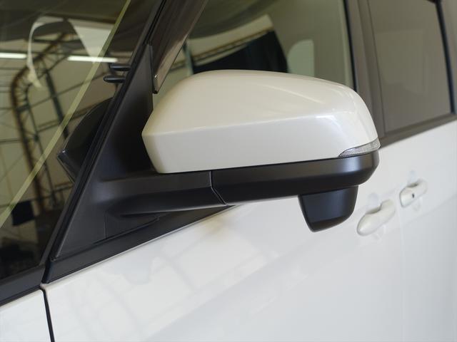 ノア X 3列シート トランクスルー フロアマット 音楽プレーヤー接続 Bluetooth接続 ETC LEDヘッドライト スライドドア バックモニター 盗難防止 衝突被害軽減ブレーキ 横滑り防止装置(7枚目)