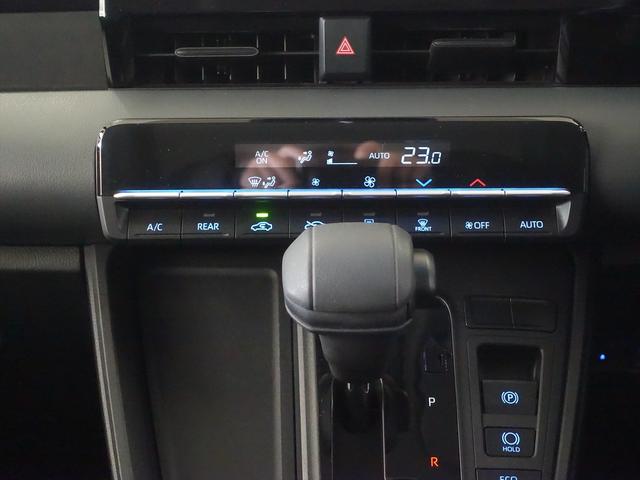 ノア X 3列シート トランクスルー フロアマット 音楽プレーヤー接続 Bluetooth接続 ETC LEDヘッドライト スライドドア バックモニター 盗難防止 衝突被害軽減ブレーキ 横滑り防止装置(13枚目)