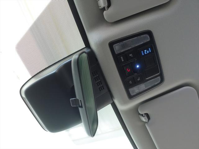 ノア X 3列シート トランクスルー フロアマット 音楽プレーヤー接続 Bluetooth接続 ETC LEDヘッドライト スライドドア バックモニター 盗難防止 衝突被害軽減ブレーキ 横滑り防止装置(21枚目)