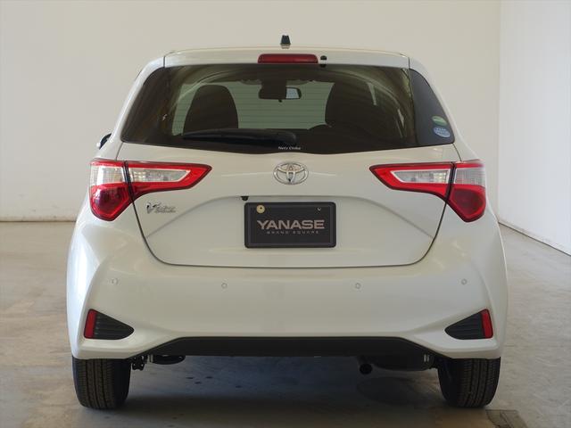 ヴィッツ F セーフティーエディションII トランクスルー コネクテッド機能 ナビ CD 音楽プレーヤー接続 Bluetooth接続 TV DVD再生 ETC バックモニター 盗難防止 横滑り防止装置 アイドリングストップ 定期点検記録簿(3枚目)