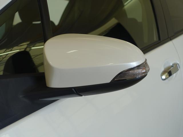 ヴィッツ F セーフティーエディションII トランクスルー コネクテッド機能 ナビ CD 音楽プレーヤー接続 Bluetooth接続 TV DVD再生 ETC バックモニター 盗難防止 横滑り防止装置 アイドリングストップ 定期点検記録簿(7枚目)