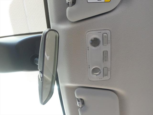 ヴィッツ F セーフティーエディションII トランクスルー コネクテッド機能 ナビ CD 音楽プレーヤー接続 Bluetooth接続 TV DVD再生 ETC バックモニター 盗難防止 横滑り防止装置 アイドリングストップ 定期点検記録簿(20枚目)