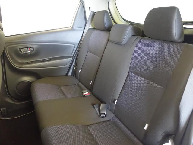 ヴィッツ F セーフティーエディションII トランクスルー コネクテッド機能 ナビ CD 音楽プレーヤー接続 Bluetooth接続 TV DVD再生 ETC バックモニター 盗難防止 横滑り防止装置 アイドリングストップ 定期点検記録簿(21枚目)