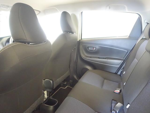 ヴィッツ F セーフティーエディションII トランクスルー コネクテッド機能 ナビ CD 音楽プレーヤー接続 Bluetooth接続 TV DVD再生 ETC バックモニター 盗難防止 横滑り防止装置 アイドリングストップ 定期点検記録簿(22枚目)