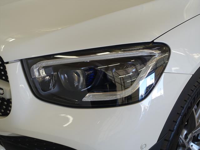 GLC GLC300 4MATIC AMGライン シートヒーター パワーシート トランクスルー フロアマット コネクテッド機能 ナビ 音楽プレーヤー接続 Bluetooth接続 TV ETC サンルーフ・ガラスルーフ LEDヘッドライト(5枚目)