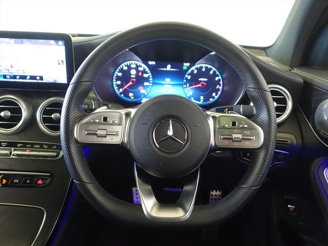 GLC GLC300 4MATIC AMGライン シートヒーター パワーシート トランクスルー フロアマット コネクテッド機能 ナビ 音楽プレーヤー接続 Bluetooth接続 TV ETC サンルーフ・ガラスルーフ LEDヘッドライト(14枚目)