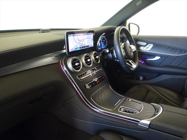 GLC GLC300 4MATIC AMGライン シートヒーター パワーシート トランクスルー フロアマット コネクテッド機能 ナビ 音楽プレーヤー接続 Bluetooth接続 TV ETC サンルーフ・ガラスルーフ LEDヘッドライト(16枚目)