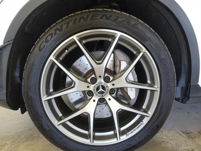 GLC GLC300 4MATIC AMGライン シートヒーター パワーシート トランクスルー フロアマット コネクテッド機能 ナビ 音楽プレーヤー接続 Bluetooth接続 TV ETC サンルーフ・ガラスルーフ LEDヘッドライト(28枚目)