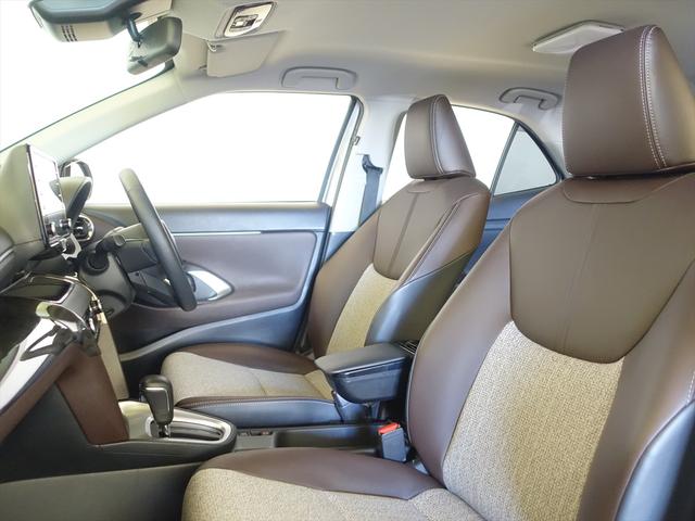 ヤリスクロス ハイブリッド　Ｚ　シートヒーター　トランクスルー　フロアマット　コネクテッド機能　ナビ　音楽プレーヤー接続　Ｂｌｕｅｔｏｏｔｈ接続　ＴＶ　ＥＴＣ　電動リアゲート　全周囲カメラ　フロントカメラ　サイドカメラ（18枚目）