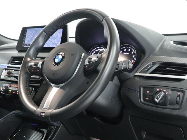 Ｘ２ Ｍ３５ｉ　１９インチＡＷ　電動パノラマサンガラスルーフ　セレクトパッケージ　アクティブクルーズコントロール　リヤカメラ　前後センサー　パドルシフト　ＬＥＤ　衝突軽減　車線逸脱　ＵＳＢ　ヘッドアップディスプレイ（46枚目）