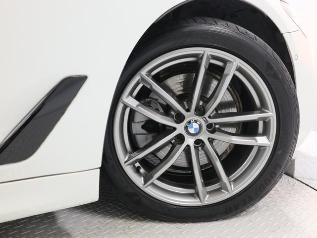 ５シリーズ ５２３ｄ　ｘＤｒｉｖｅ　Ｍスピリット　ハイラインＰ　１８インチアルミホイール　アクティブクルーズコントロール　ヘッドアップディスプレイ　全周囲カメラ　前後センサ　ＬＥＤヘッドライト　衝突軽減　斜線逸脱　ＵＳＢ入力　フロントシートヒーター　ブラックレザー（34枚目）