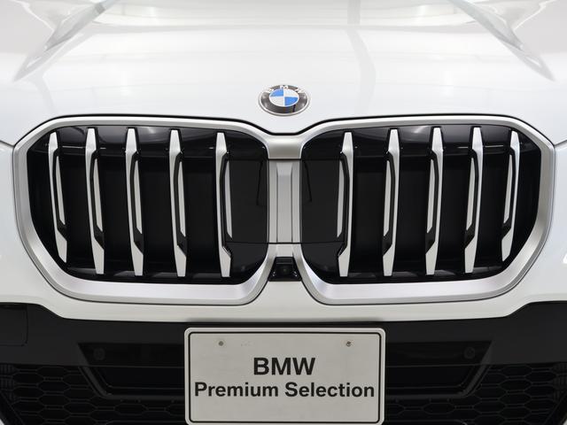 Ｘ１ ｘＤｒｉｖｅ　２０ｄ　Ｍスポーツ　１８インチＡＷ　アクティブクルーズコントロール　ヘッドアップディスプレイ　パドルシフト　全周囲カメラ　前後センサー　アダプティブＬＥＤ　衝突軽減　車線逸脱　ＵＳＢ　コンフォートアクセス　電動リヤゲート（23枚目）