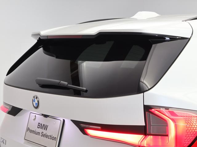 Ｘ１ ｘＤｒｉｖｅ　２０ｄ　Ｍスポーツ　１８インチＡＷ　アクティブクルーズコントロール　ヘッドアップディスプレイ　パドルシフト　全周囲カメラ　前後センサー　アダプティブＬＥＤ　衝突軽減　車線逸脱　ＵＳＢ　コンフォートアクセス　電動リヤゲート（35枚目）