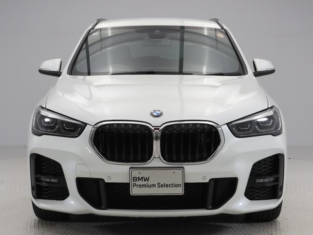 Ｘ１ ｘＤｒｉｖｅ　１８ｄ　Ｍスポーツ　１８インチＡＷ　アクティブクルーズコントロール　パドルシフト　リヤカメラ　前後センサー　ＬＥＤヘッドライト　衝突軽減　車線逸脱　コンフォートアクセス　電動リヤゲート（3枚目）