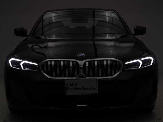 ３シリーズ ３２０ｉ　Ｍスポーツ　認定中古車　１８インチＡＷ　アクティブクルーズコントロール　ヘッドアップディスプレイ　全周囲カメラ　前後センサー　パドルシフト　アダプティブＬＥＤ　衝突軽減　コンフォートアクセス　電動リヤゲート（22枚目）