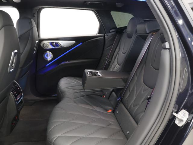 ＸＭ ベースグレード　認定中古車　２３インチＡＷ　プリズムルーフ　ＩＮＤＩＶＩＤＵＡＬ・ＥＸメリノレザー　Ｂ＆Ｗスピーカー　アクティブクルーズコントロール　パドルシフト　全周囲カメラ　アダプティブＬＥＤ　衝突軽減　車線逸脱（15枚目）