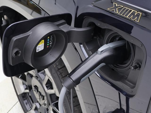 ＸＭ ベースグレード　認定中古車　２３インチＡＷ　プリズムルーフ　ＩＮＤＩＶＩＤＵＡＬ・ＥＸメリノレザー　Ｂ＆Ｗスピーカー　アクティブクルーズコントロール　パドルシフト　全周囲カメラ　アダプティブＬＥＤ　衝突軽減　車線逸脱（33枚目）