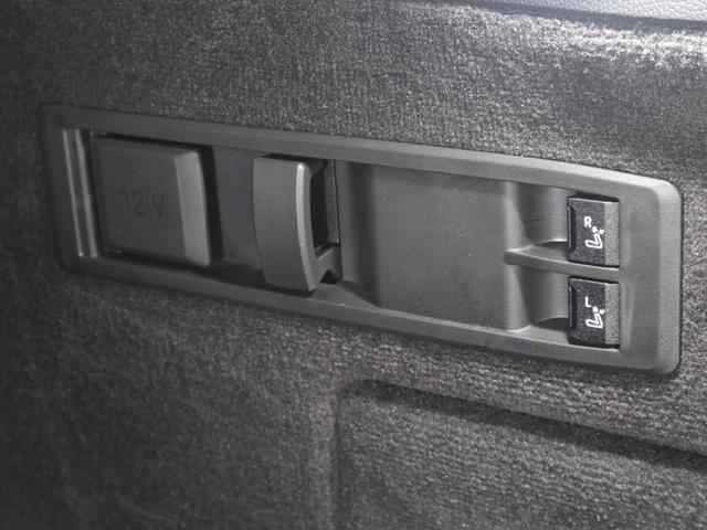 ｉＸ ｘＤｒｉｖｅ　５０　認定中古車　２年保証　２１インチＡＷ　パノラマサンルーフ　レザーシート　Ｈａｒｍａｎ／Ｋａｒｄｏｎ　アクティブクルーズコントロール　ヘッドアップディスプレイアダプティブＬＥＤ　全周囲カメラ　衝突軽減（19枚目）