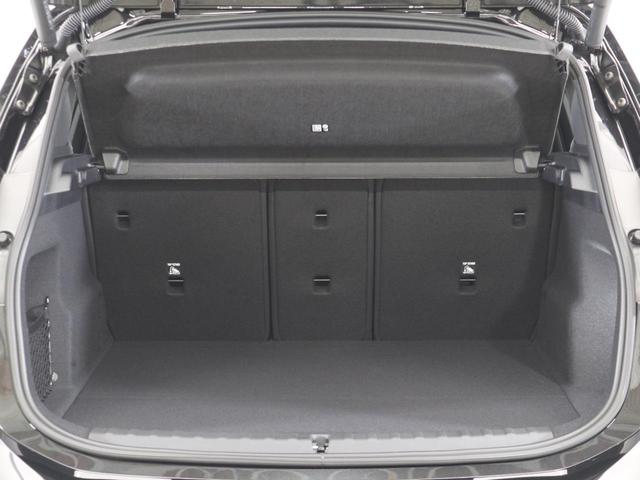 �V�[�g�A�����W�ɂ���āA�g�����N�̎g�����̕����L����܂��B