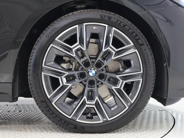 ５シリーズ ５２３ｄ　ｘＤｒｉｖｅツーリング　Ｍスポーツ　認定中古車　２年保証　２０インチＡＷ　アクティブクルーズコントロール　全周囲カメラ　アダプティブＬＥＤ　ヘッドアップディスプレイ　衝突軽減　コンフォートアクセス　電動リヤゲート　フロントシートヒーター（10枚目）