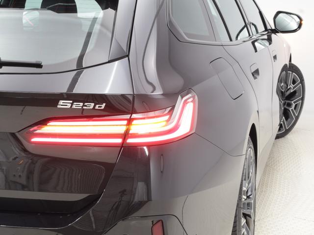 ５シリーズ ５２３ｄ　ｘＤｒｉｖｅツーリング　Ｍスポーツ　認定中古車　２年保証　２０インチＡＷ　アクティブクルーズコントロール　全周囲カメラ　アダプティブＬＥＤ　ヘッドアップディスプレイ　衝突軽減　コンフォートアクセス　電動リヤゲート　フロントシートヒーター（34枚目）