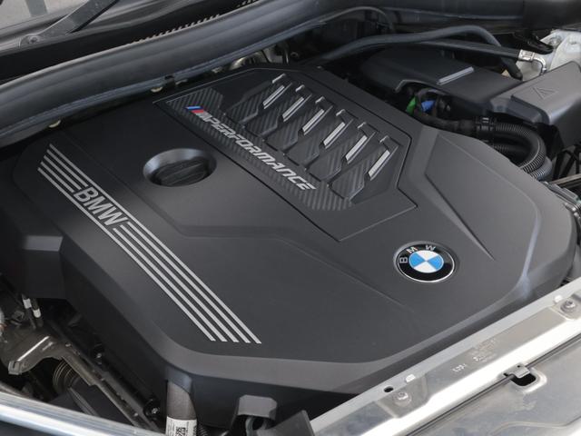 Ｘ３ Ｍ４０ｉ　認定中古車　２年保証　パノラマサンルーフ　２１インチＡＷ　レザーシート　Ｈａｒｍａｎ／Ｋａｒｄｏｎ　アクティブクルーズコントロール　ヘッドアップディスプレイ　全周囲カメラ　パドルシフト　衝突軽減（5枚目）