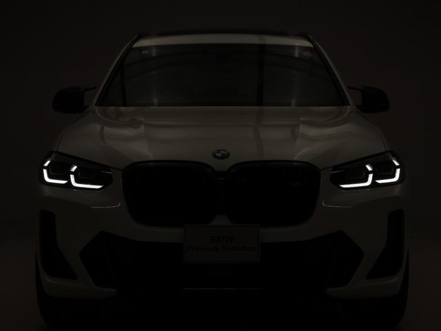 Ｘ３ Ｍ４０ｉ　認定中古車　２年保証　パノラマサンルーフ　２１インチＡＷ　レザーシート　Ｈａｒｍａｎ／Ｋａｒｄｏｎ　アクティブクルーズコントロール　ヘッドアップディスプレイ　全周囲カメラ　パドルシフト　衝突軽減（21枚目）