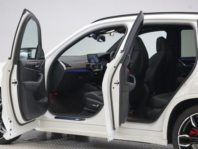 Ｘ３ Ｍ４０ｉ　認定中古車　２年保証　パノラマサンルーフ　２１インチＡＷ　レザーシート　Ｈａｒｍａｎ／Ｋａｒｄｏｎ　アクティブクルーズコントロール　ヘッドアップディスプレイ　全周囲カメラ　パドルシフト　衝突軽減（38枚目）