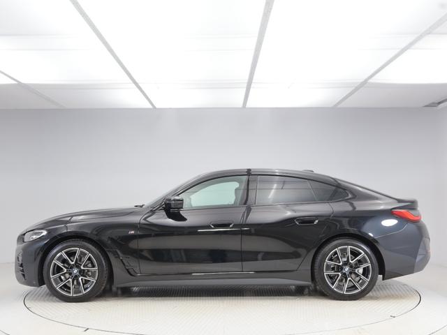 ４シリーズ ４２０ｄ　ｘＤｒｉｖｅグランクーペ　Ｍスポーツ　認定中古車　２年保証　１８インチＡＷ　アクティブクルーズコントロール　ヘッドアップディスプレイ　パドルシフト　衝突軽減　車線逸脱　ＬＥＤヘッドライト　全周囲カメラ　前後センサー　フロントシートヒーター（7枚目）