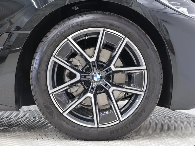 ４シリーズ ４２０ｄ　ｘＤｒｉｖｅグランクーペ　Ｍスポーツ　認定中古車　２年保証　１８インチＡＷ　アクティブクルーズコントロール　ヘッドアップディスプレイ　パドルシフト　衝突軽減　車線逸脱　ＬＥＤヘッドライト　全周囲カメラ　前後センサー　フロントシートヒーター（10枚目）