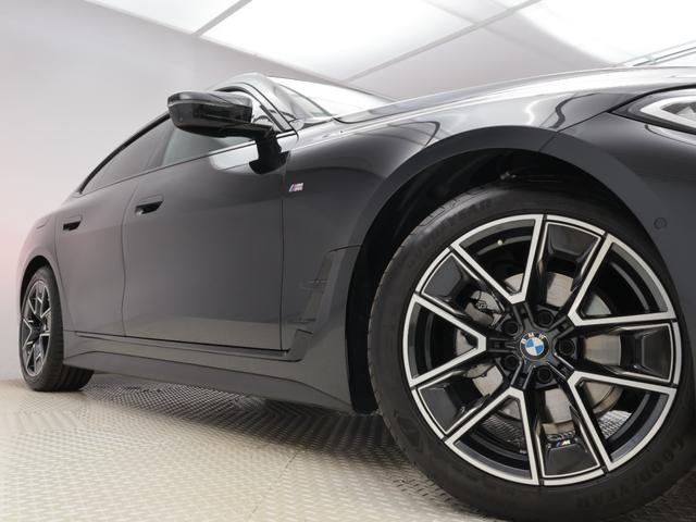 ４シリーズ ４２０ｄ　ｘＤｒｉｖｅグランクーペ　Ｍスポーツ　認定中古車　２年保証　１８インチＡＷ　アクティブクルーズコントロール　ヘッドアップディスプレイ　パドルシフト　衝突軽減　車線逸脱　ＬＥＤヘッドライト　全周囲カメラ　前後センサー　フロントシートヒーター（24枚目）