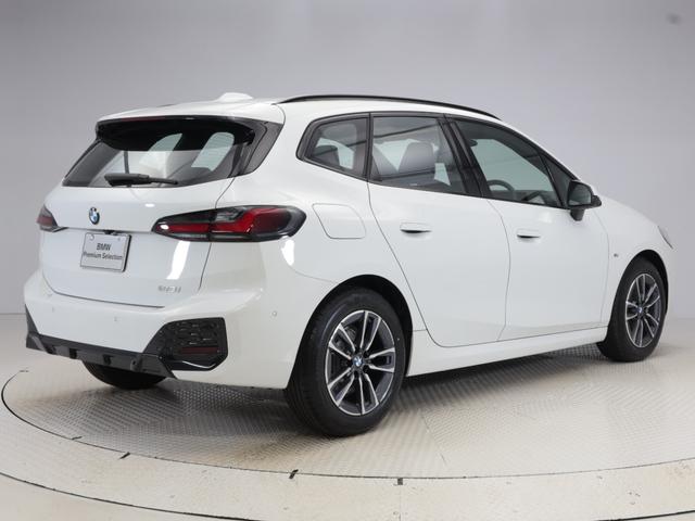 ２シリーズ ２１８ｉアクティブツアラー　Ｍスポーツ　認定中古車　２年保証　ヘッドアップディスプレイ　１７インチＡＷ　アクティブクルーズコントロール　全周囲カメラ　前後センサー　パドルシフト　アダプティブＬＥＤ　衝突軽減　車線逸脱　電動リヤゲート（9枚目）