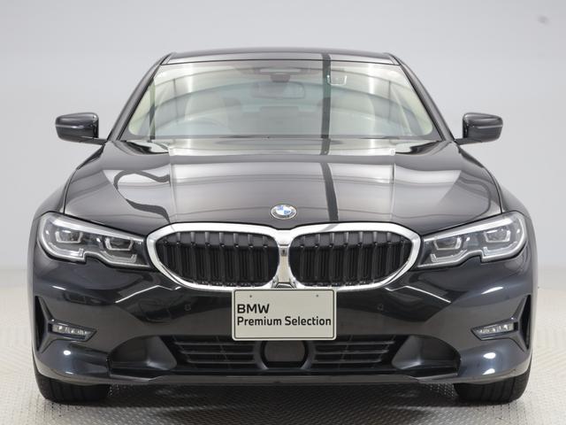 ３シリーズ ３１８ｉ　ハイラインパッケージ　認定中古車　２年保証　ベージュレザー　１７インチＡＷ　アクティブクルーズコントロール　フロントシートヒーター　リヤカメラ　前後センサー　ＬＥＤヘッドライト　衝突軽減　車線逸脱　コンフォートアクセス（3枚目）