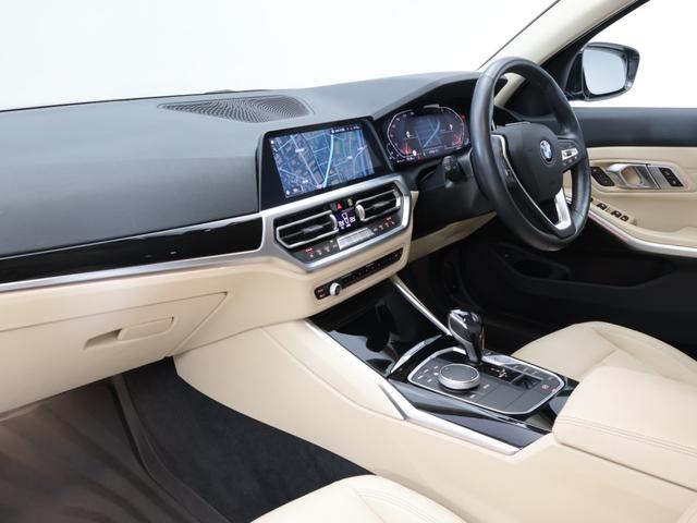 ３シリーズ ３１８ｉ　ハイラインパッケージ　認定中古車　２年保証　ベージュレザー　１７インチＡＷ　アクティブクルーズコントロール　フロントシートヒーター　リヤカメラ　前後センサー　ＬＥＤヘッドライト　衝突軽減　車線逸脱　コンフォートアクセス（4枚目）