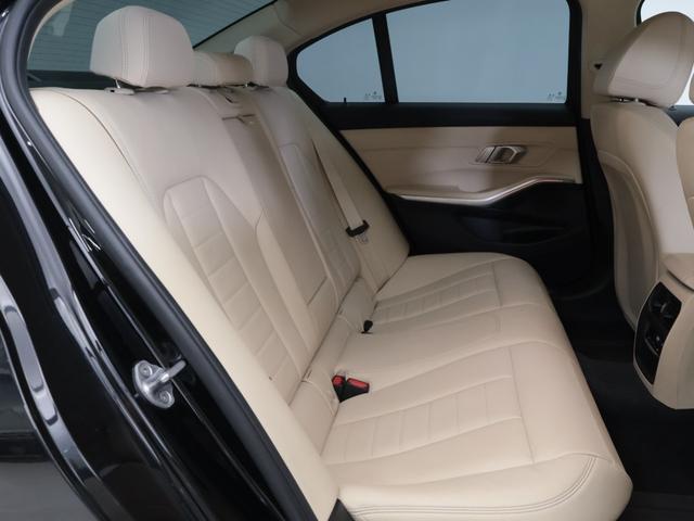 ３シリーズ ３１８ｉ　ハイラインパッケージ　認定中古車　２年保証　ベージュレザー　１７インチＡＷ　アクティブクルーズコントロール　フロントシートヒーター　リヤカメラ　前後センサー　ＬＥＤヘッドライト　衝突軽減　車線逸脱　コンフォートアクセス（14枚目）