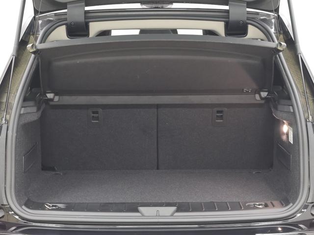 ｉ３ レンジ・エクステンダー装備車　認定中古車　２年保証　ＳＵＩＴＥ　１２０Ａｈ　１９インチＡＷ　ダークトリュフレザー　アクティブクルーズコントロール　リヤカメラ　ＬＥＤ　衝突軽減　車線逸脱　フロントシートヒーター　コンフォートアクセス（16枚目）